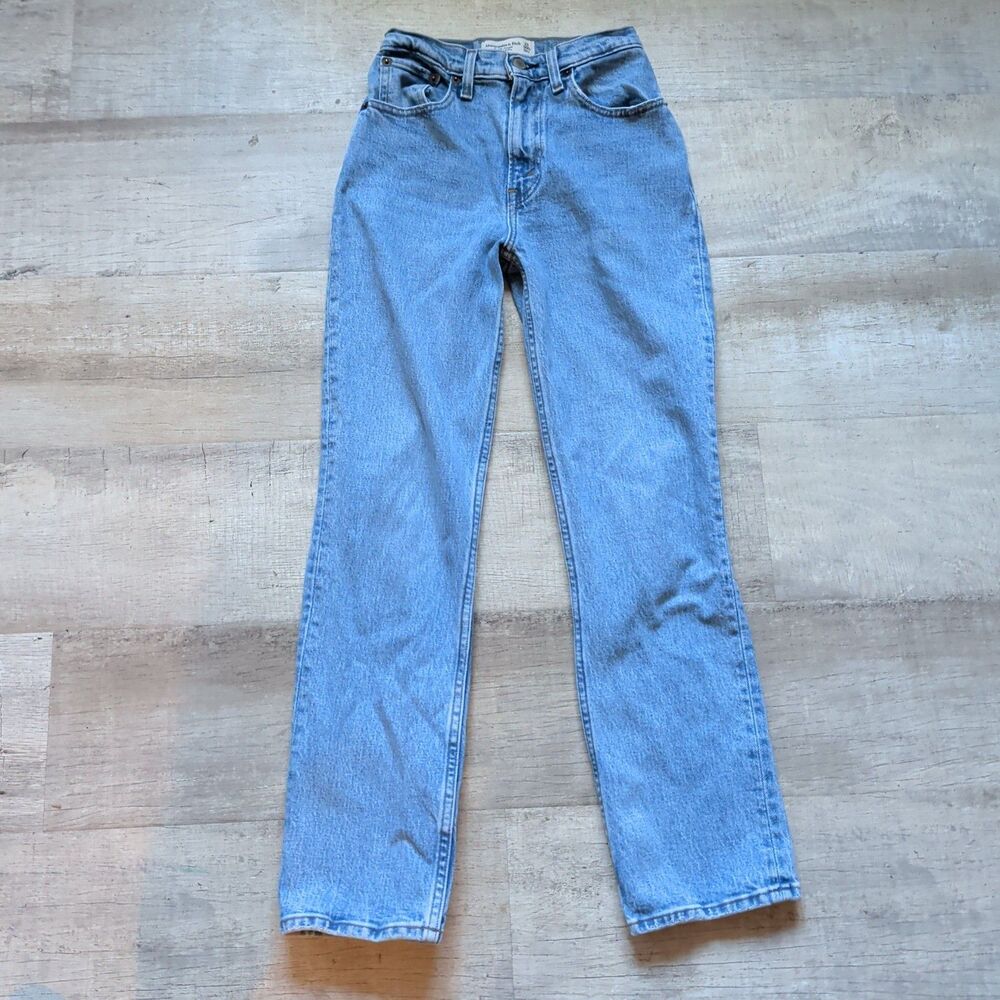 Abercrombie & Fitch The 90s Straight Ultra High Rise Jeans Light Wash Sz 23/000